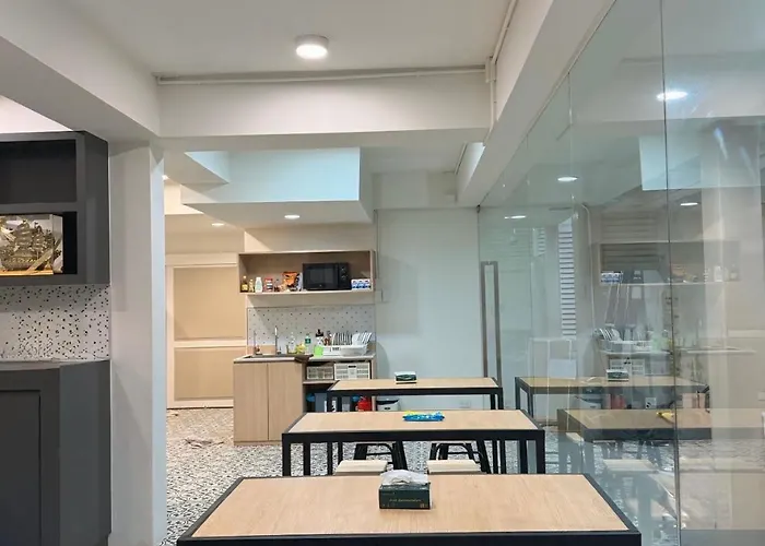 Via Si Phraya