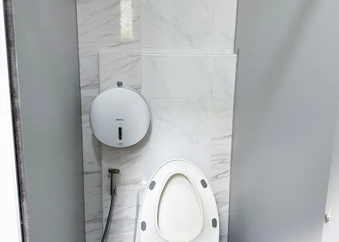 Via Si Phraya Ostello *